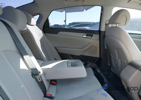 2017 Hyundai Sonata from USA, damaged, VIN 5NPE24AF2HH526266